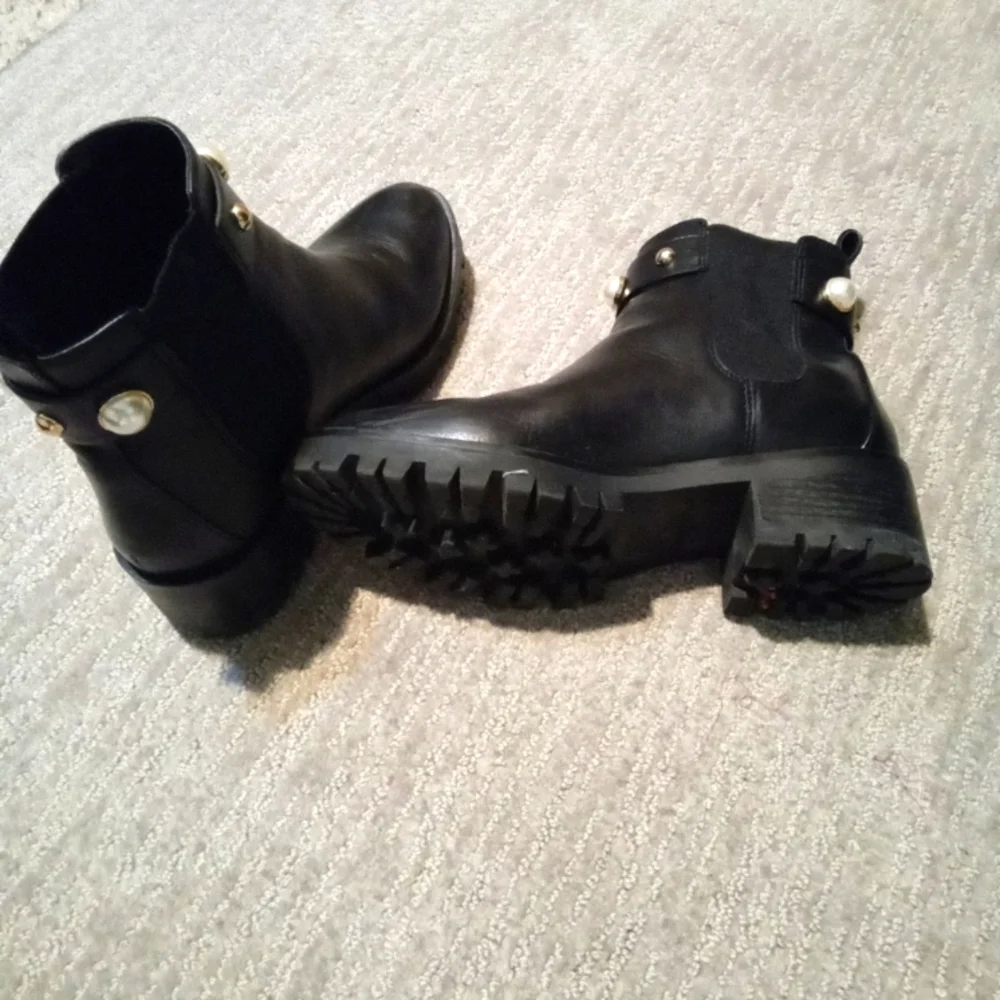Karl Lagerfeld boots for spring. - Picture 5 of 5